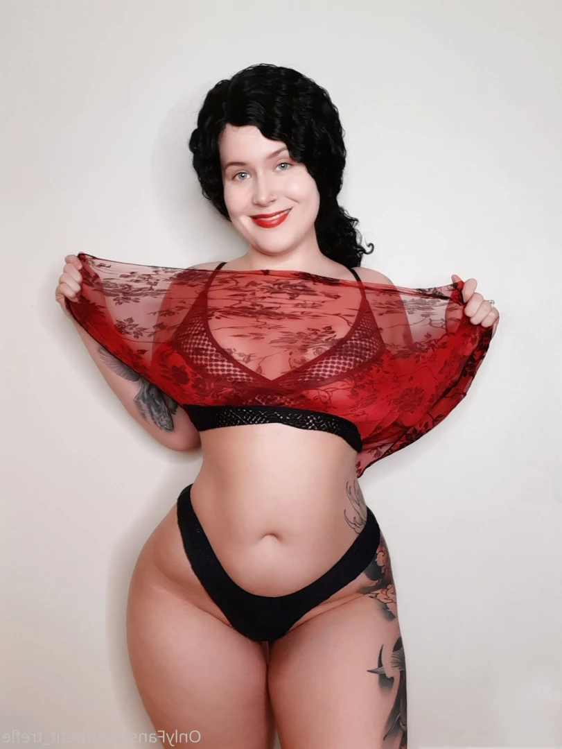 Little Clover [ petit_trefle ] Onlyfans leaked photo 10713404 on Hotleaks.tv