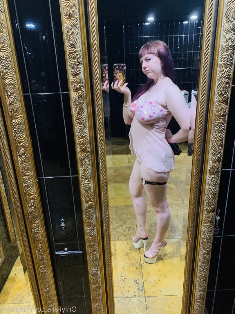 ◆𝕵𝖎𝖓𝖝 𝕱𝖎𝖗𝖊𝖋𝖑𝖞◇ [ officiallyjinxd ] Onlyfans leaked photo 5317366 on Hotleaks.tv