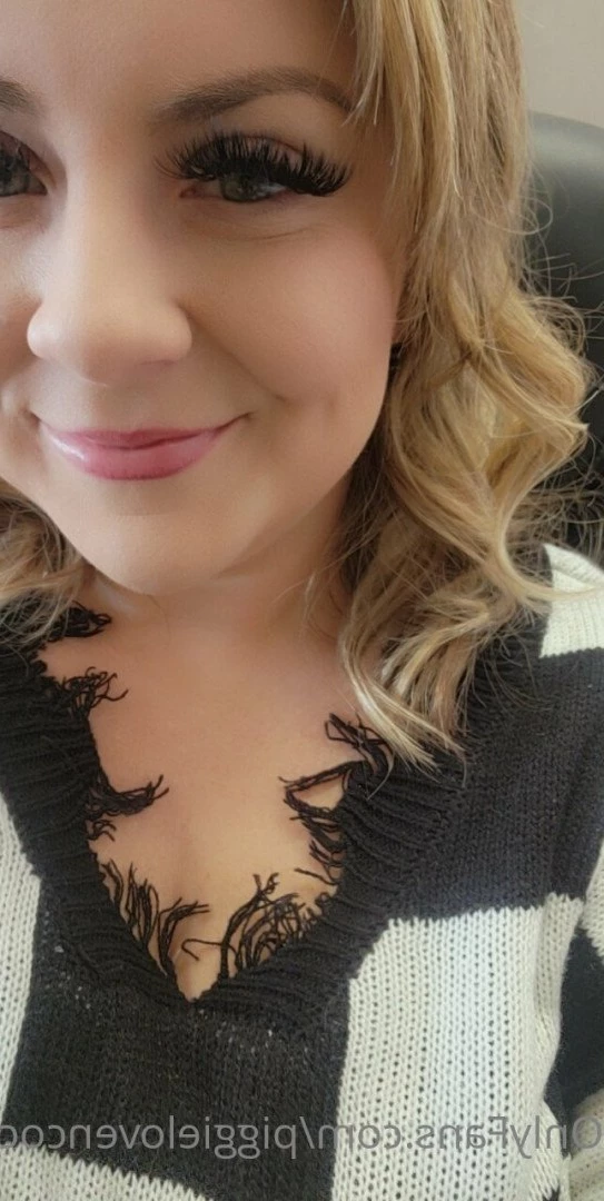 Miss Piggy [ piggielovencock ] Onlyfans leaked photo 5039875 on Hotleaks.tv