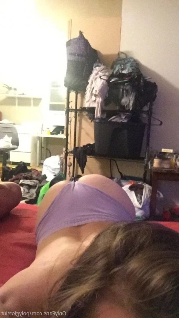 The Pansexual Slut [ polyglotslut ] Onlyfans leaked photo 5272266 on Hotleaks.tv
