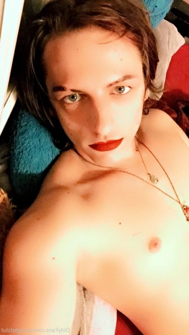 The Pansexual Slut [ polyglotslut ] Onlyfans leaked photo 5272437 on Hotleaks.tv
