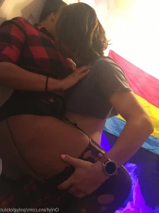 5272729