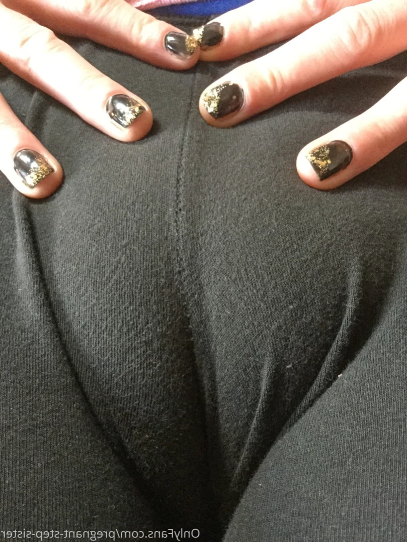 🍑🤰 Currently Pregnant !!🤰🍑 [ pregnant-step-sister ] Onlyfans leaked photo 11099880 on Hotleaks.tv