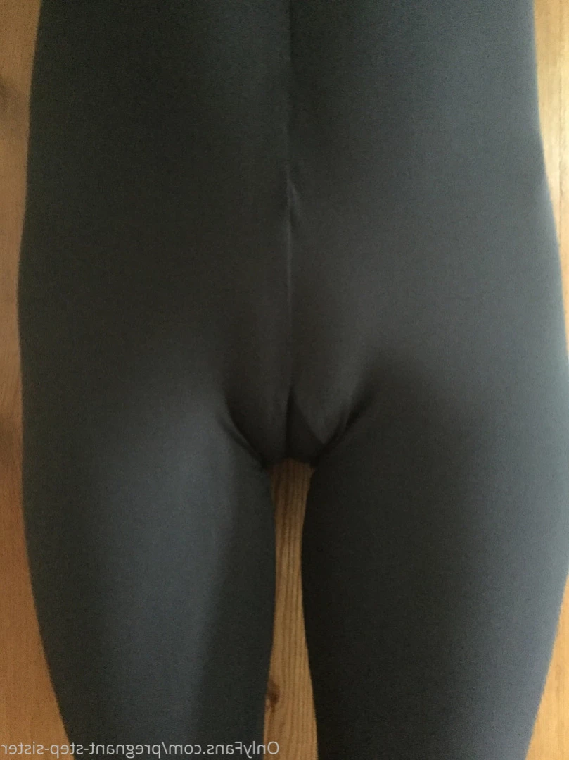 🍑🤰 Currently Pregnant !!🤰🍑 [ pregnant-step-sister ] Onlyfans leaked photo 11725775 on Hotleaks.tv