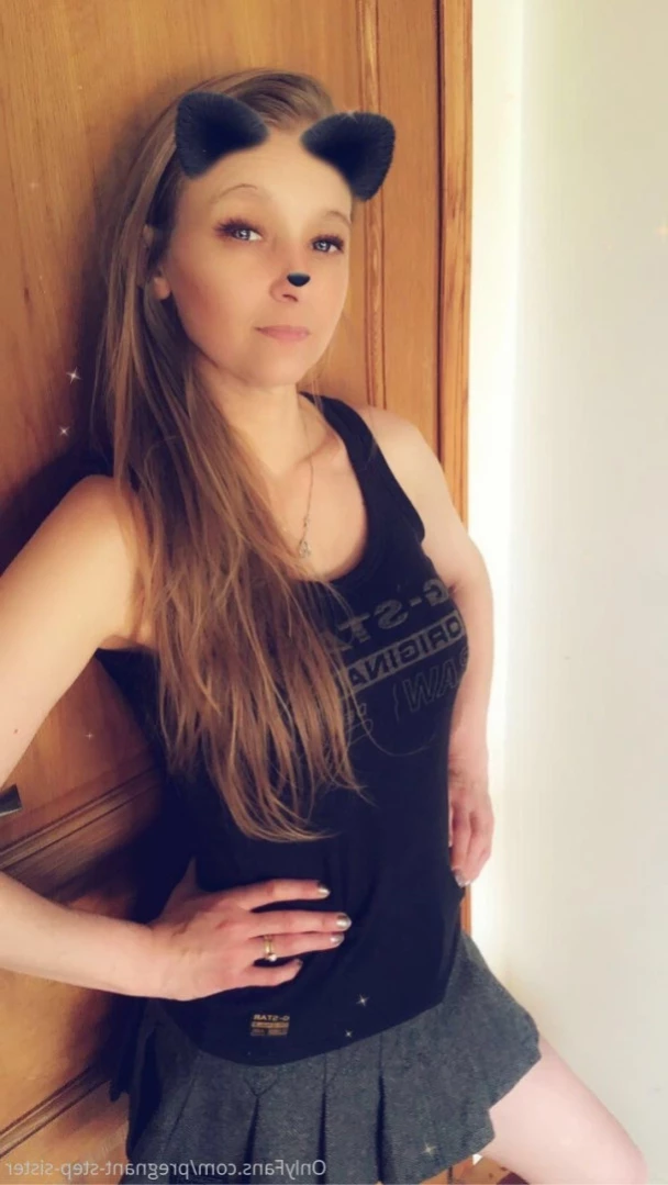 🍑🤰 Currently Pregnant !!🤰🍑 [ pregnant-step-sister ] Onlyfans leaked photo 12835617 on Hotleaks.tv