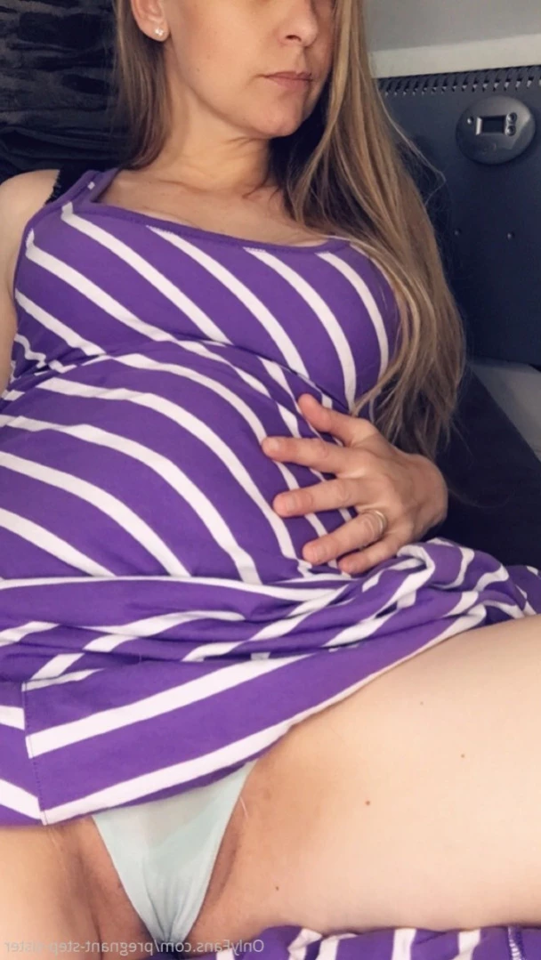 🍑🤰 Currently Pregnant !!🤰🍑 [ pregnant-step-sister ] Onlyfans leaked photo 14581706 on Hotleaks.tv