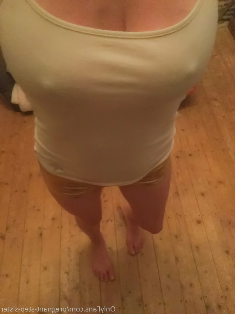 🍑🤰 Currently Pregnant !!🤰🍑 [ pregnant-step-sister ] Onlyfans leaked photo 15035423 on Hotleaks.tv