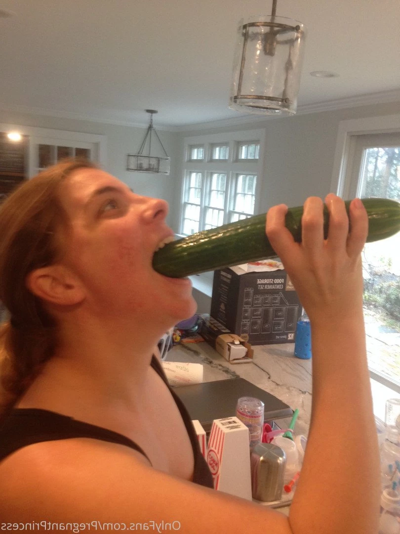 Pregnant Baking [ pregnantbaking ] Onlyfans leaked photo 5035365 on Hotleaks.tv