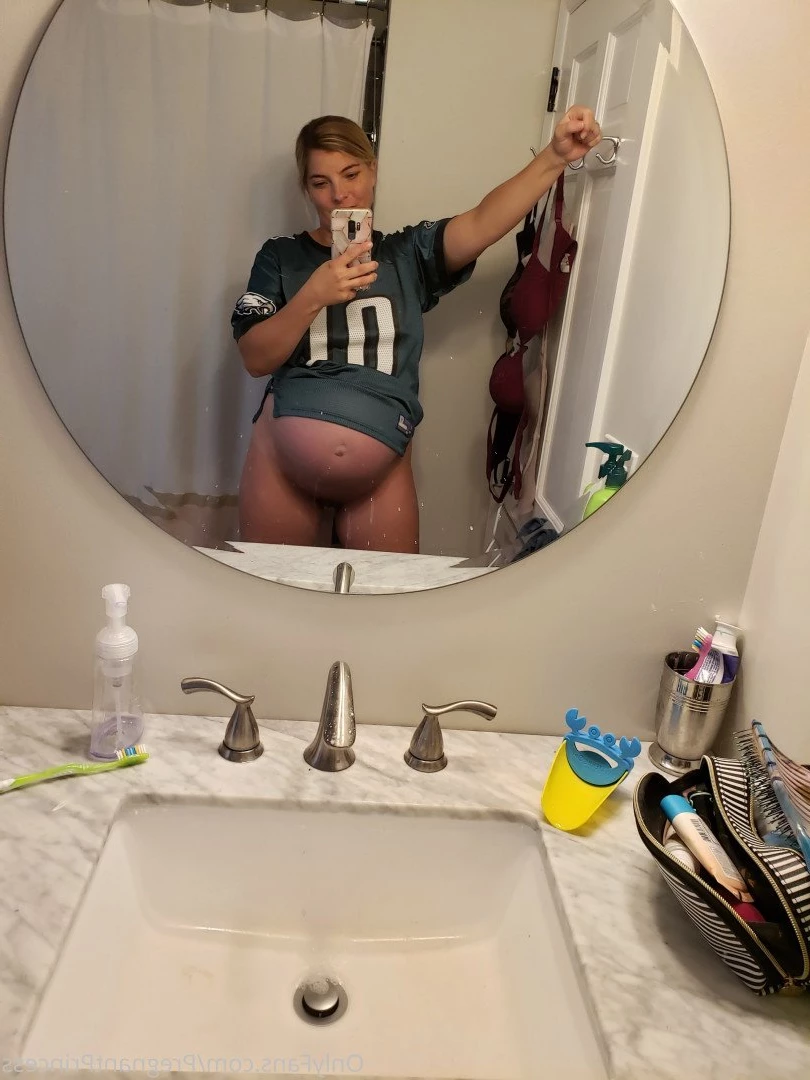 Pregnant Baking [ pregnantbaking ] Onlyfans leaked photo 5035493 on Hotleaks.tv
