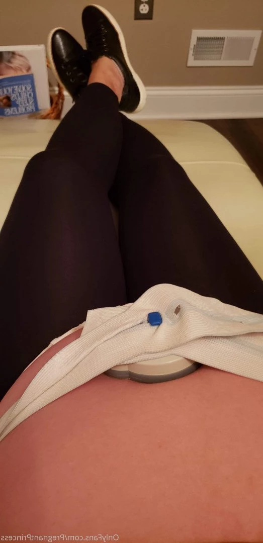 Pregnant Baking [ pregnantbaking ] Onlyfans leaked photo 5035590 on Hotleaks.tv