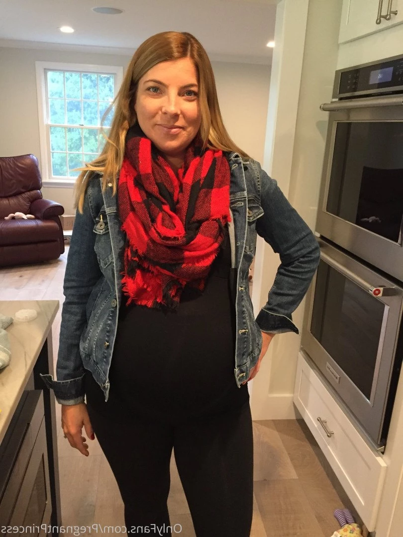 Pregnant Baking [ pregnantbaking ] Onlyfans leaked photo 5035761 on Hotleaks.tv