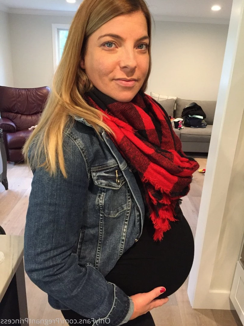 Pregnant Baking [ pregnantbaking ] Onlyfans leaked photo 5035791 on Hotleaks.tv