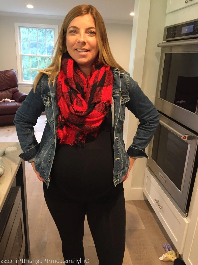 Pregnant Baking [ pregnantbaking ] Onlyfans leaked photo 5036009 on Hotleaks.tv