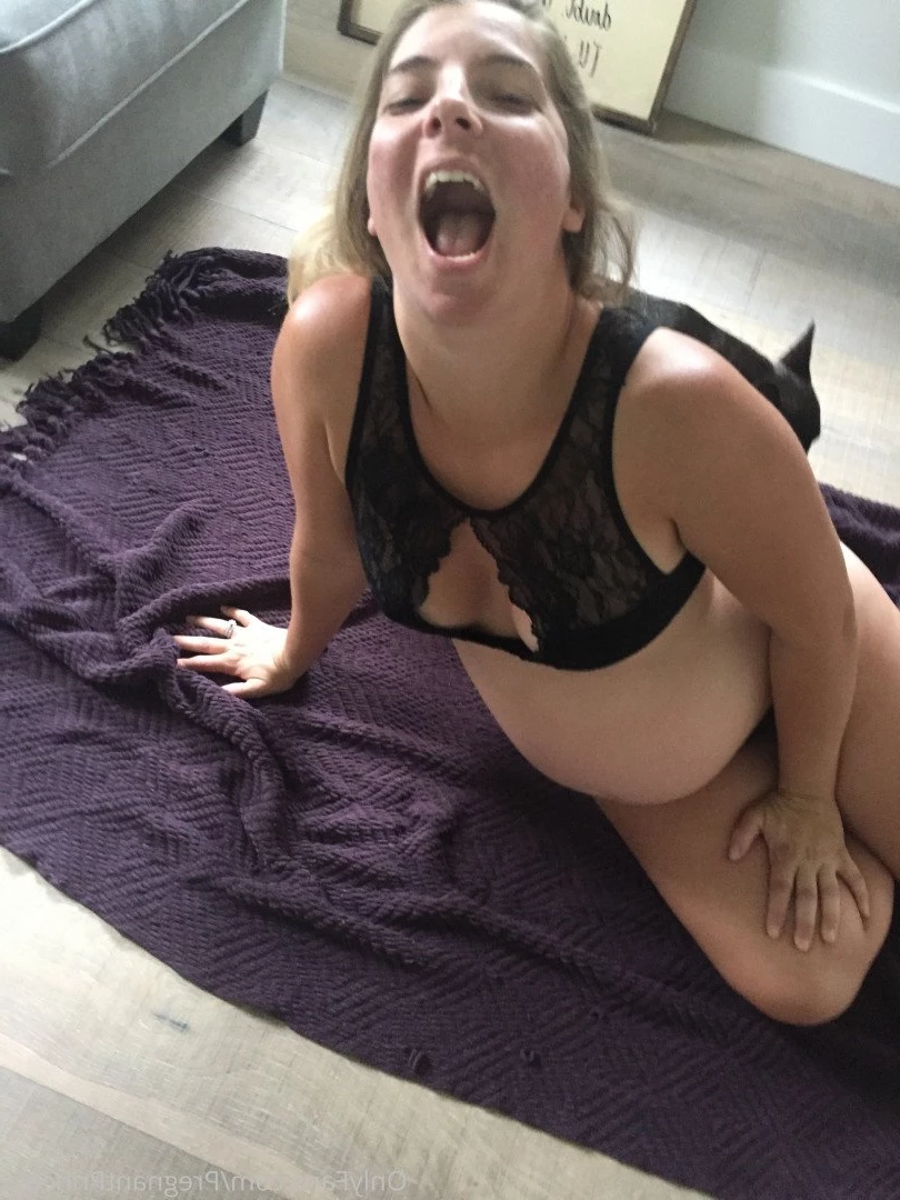 Pregnant Baking [ pregnantbaking ] Onlyfans leaked photo 5036476 on Hotleaks.tv