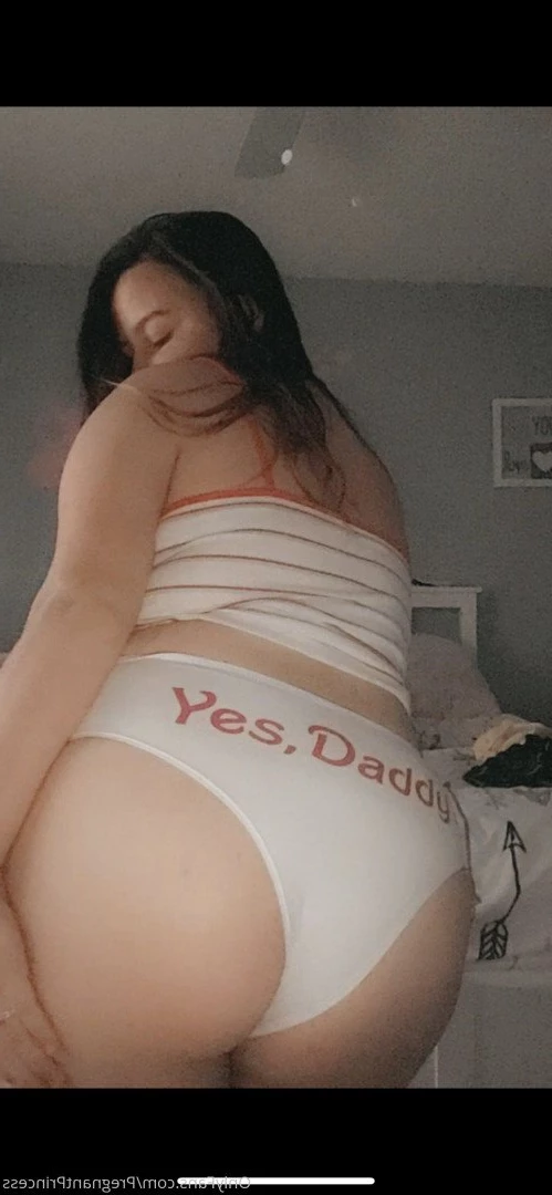 Pregnant Baking [ pregnantbaking ] Onlyfans leaked photo 5036662 on Hotleaks.tv