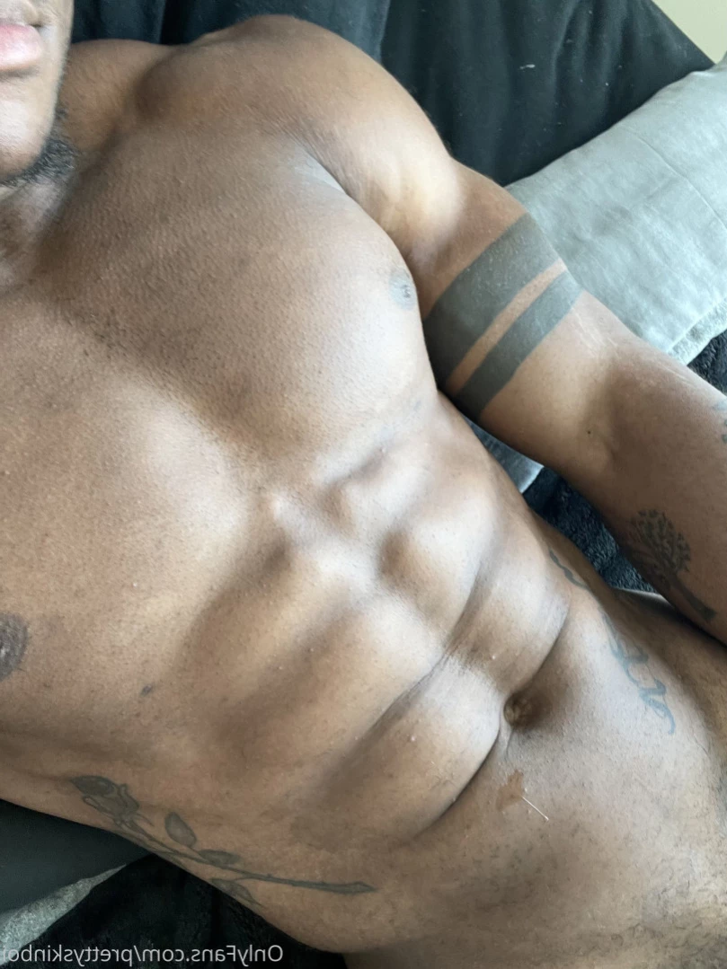 P.S.B [ prettyskinboi ] Onlyfans leaked photo 11725742 on Hotleaks.tv