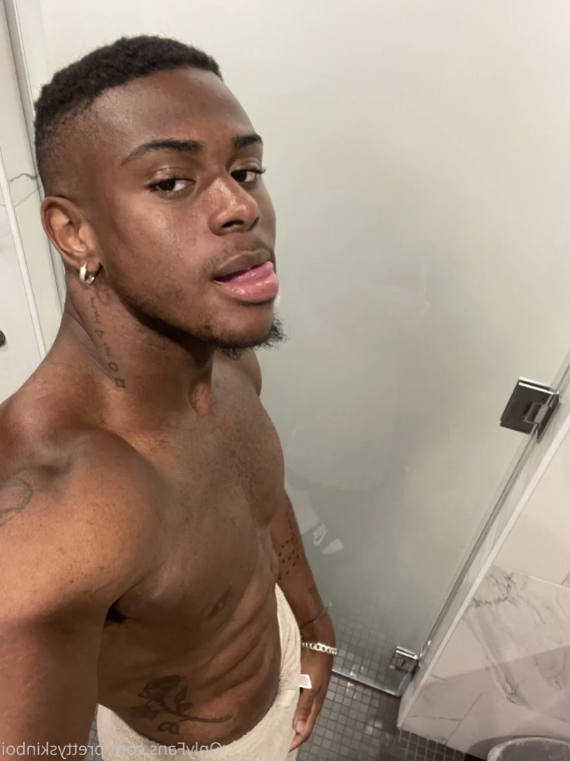 P.S.B [ prettyskinboi ] Onlyfans leaked photo 13553360 on Hotleaks.tv
