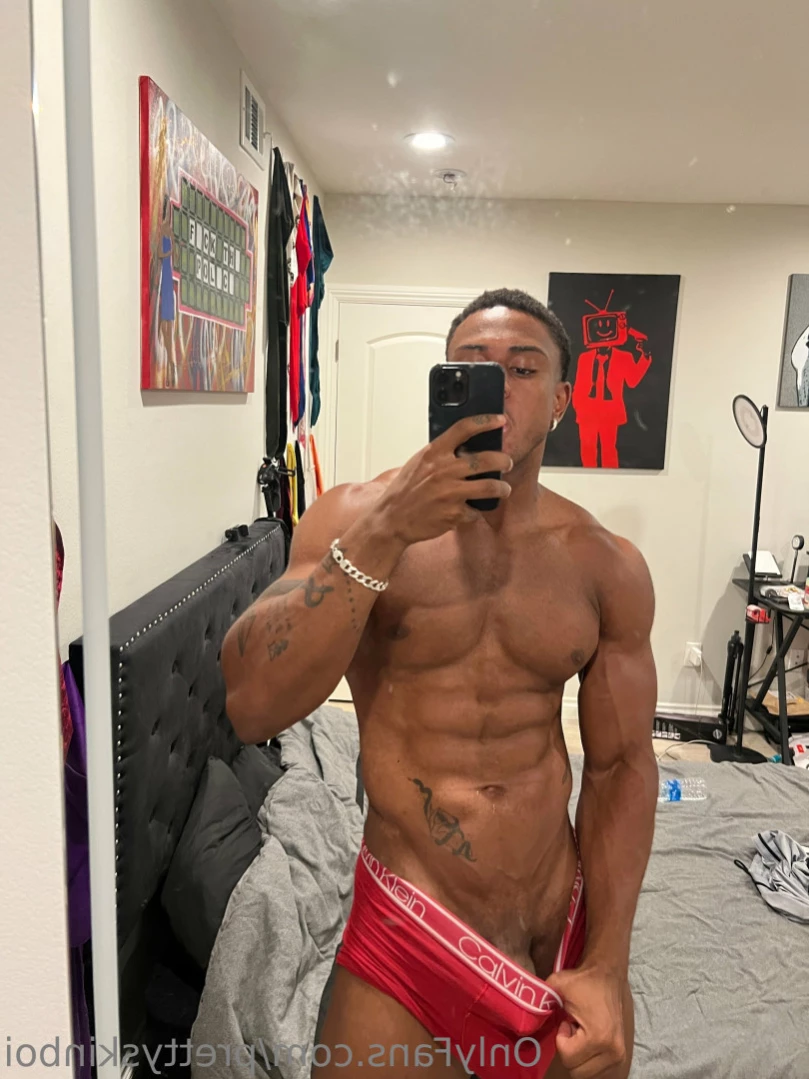 P.S.B [ prettyskinboi ] Onlyfans leaked photo 13813098 on Hotleaks.tv