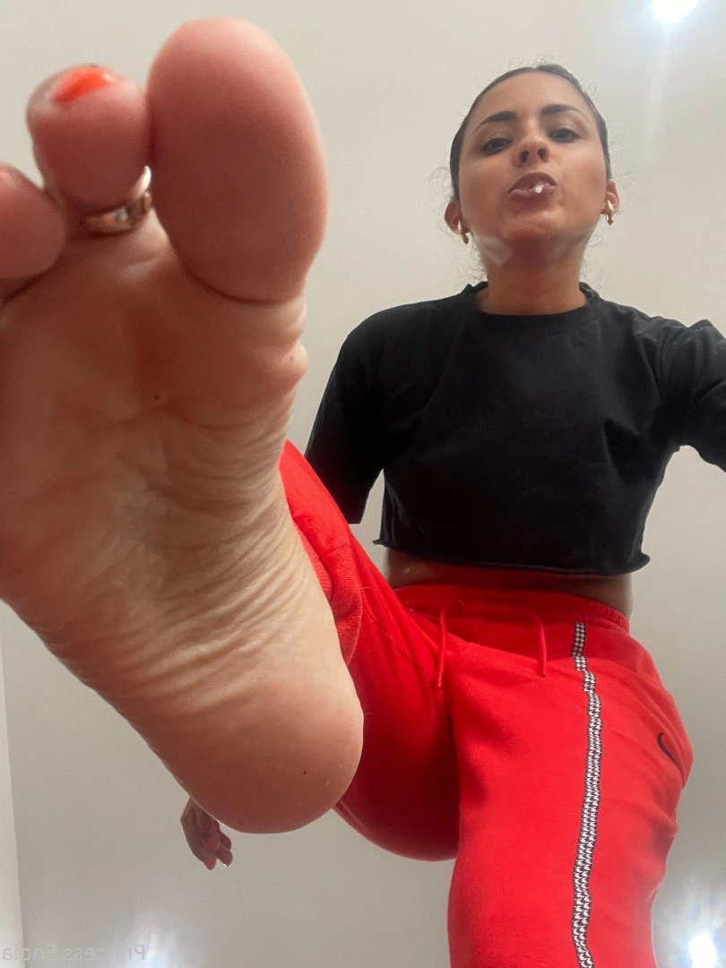 Enola | Foot Humiliation &amp; Sadistic [ princess_enola ] Onlyfans leaked photo 5457171 on Hotleaks.tv