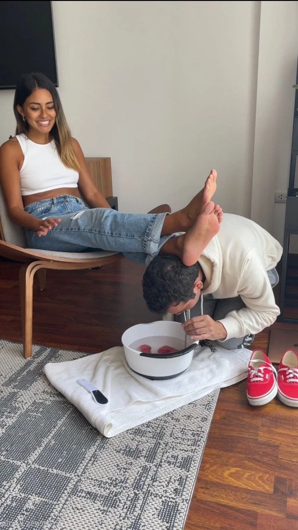Enola | Foot Humiliation &amp; Sadistic [ princess_enola ] Onlyfans leaked photo 5466845 on Hotleaks.tv