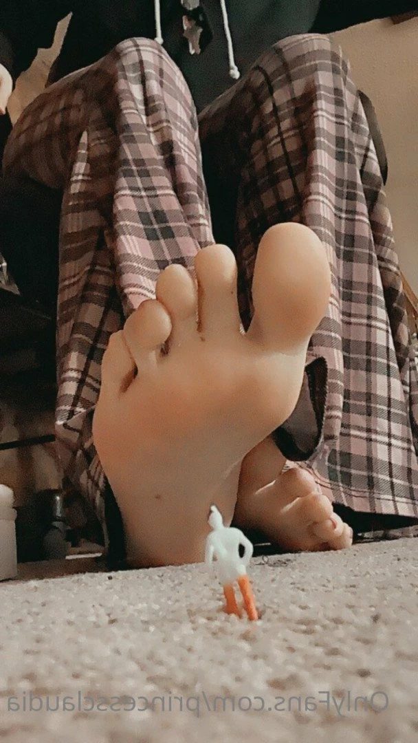 Princess Claudia [ princessclaudia ] Onlyfans leaked photo 5364560 on Hotleaks.tv