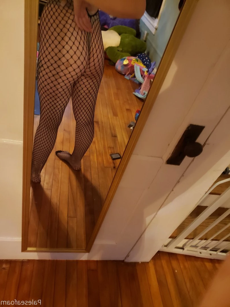 paleseafoam Onlyfans leaked photo 5447435 on Hotleaks.tv
