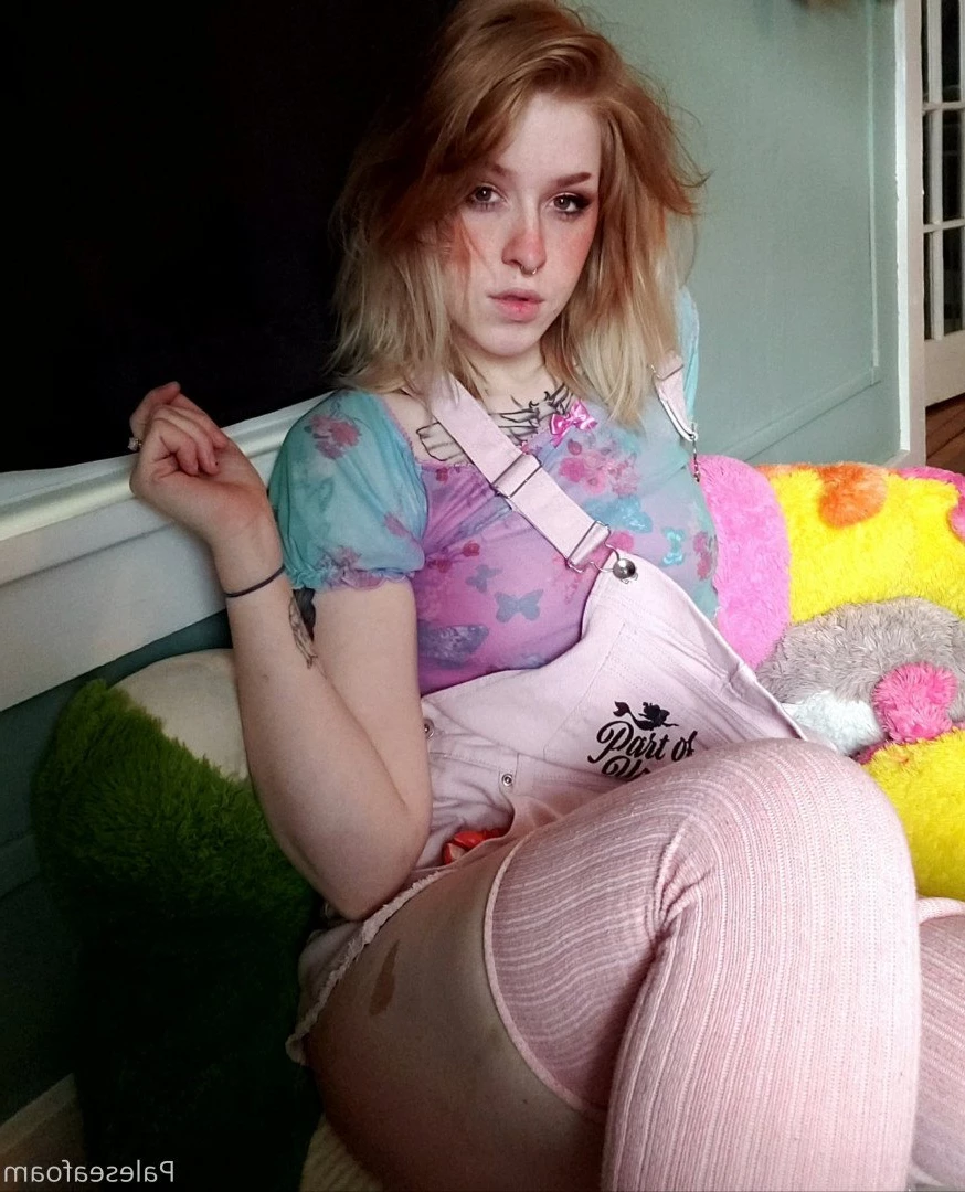 paleseafoam Onlyfans leaked photo 5449927 on Hotleaks.tv