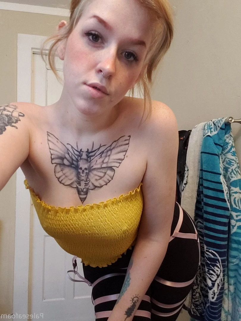 paleseafoam Onlyfans leaked photo 5453418 on Hotleaks.tv