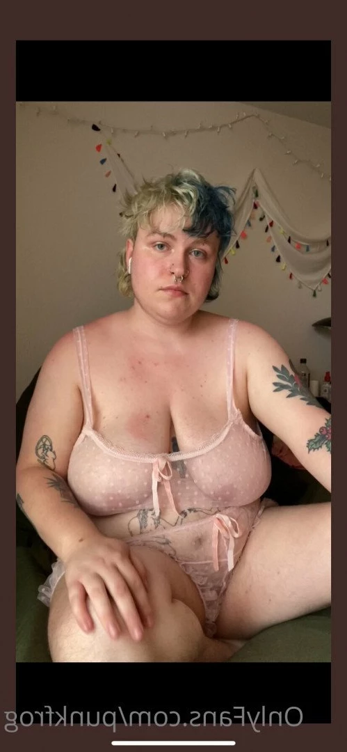 Robin [ punkfrog ] Onlyfans leaked photo 5046651 on Hotleaks.tv