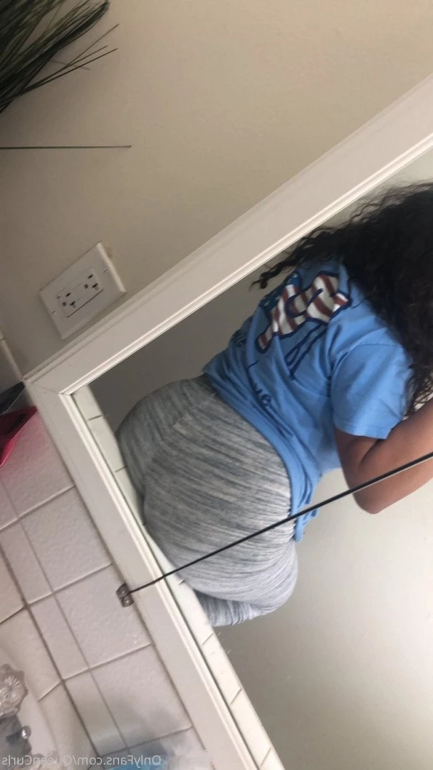 Queen [ queencurls ] Onlyfans leaked photo 5304637 on Hotleaks.tv