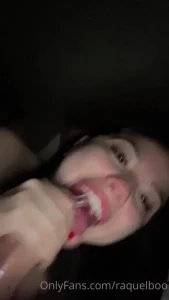 10562255