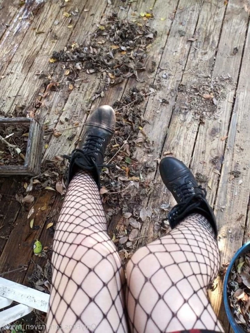 Raven_nyx [ raven_nyx52 ] Onlyfans leaked photo 5024964 on Hotleaks.tv