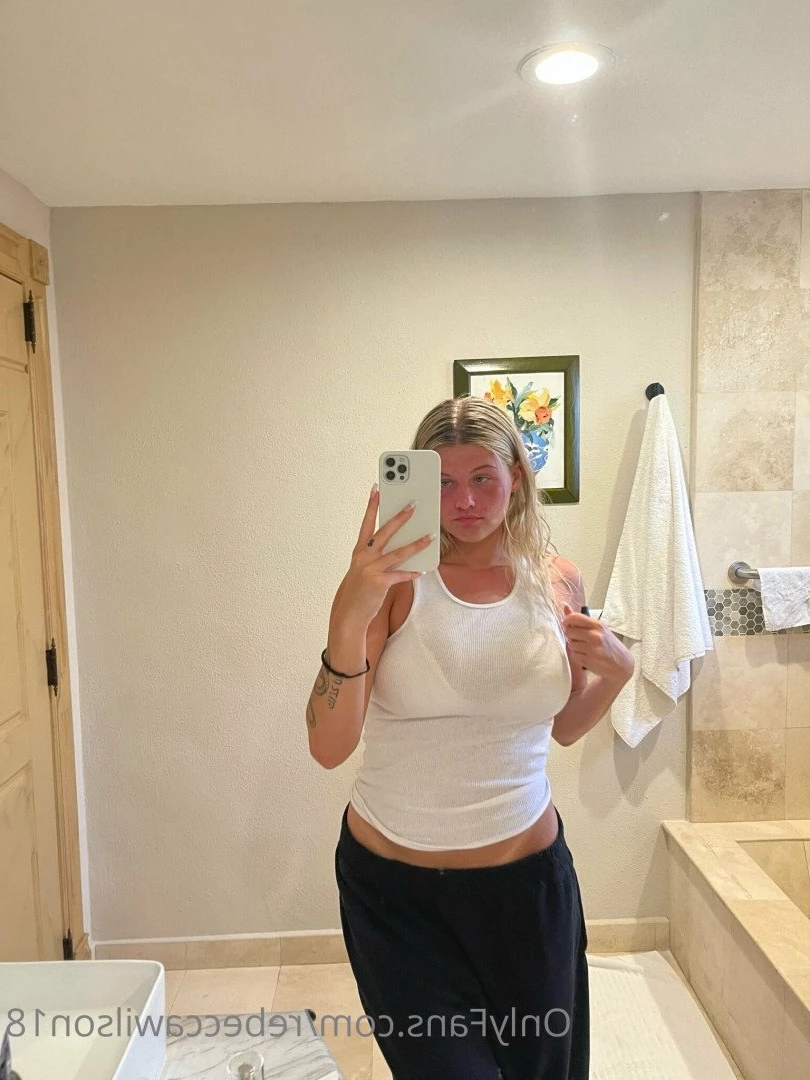 rebeccawilson18 Onlyfans leaked photo 5293626 on Hotleaks.tv