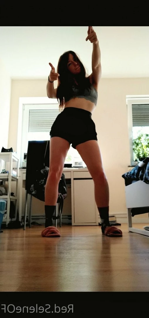 red.selene Onlyfans leaked photo 5260095 on Hotleaks.tv