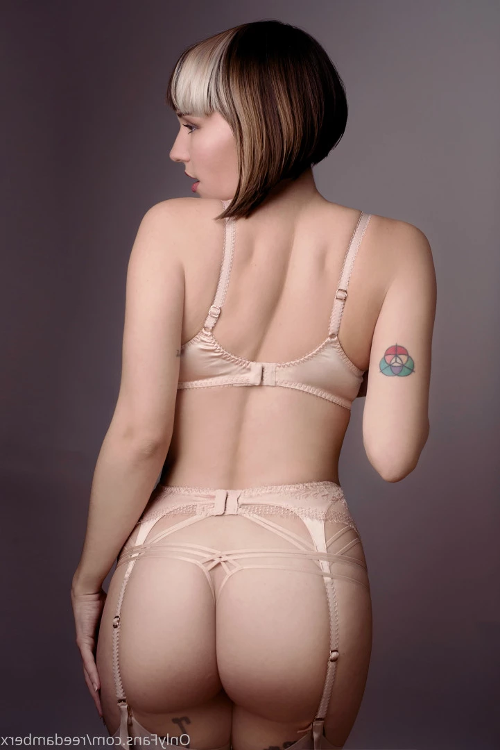 Reed [ reedamberx ] Onlyfans leaked photo 10204323 on Hotleaks.tv