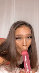 1501643
