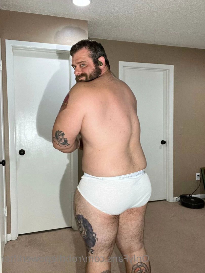 Rob [ robthepowerlifter ] Onlyfans leaked photo 5035805 on Hotleaks.tv