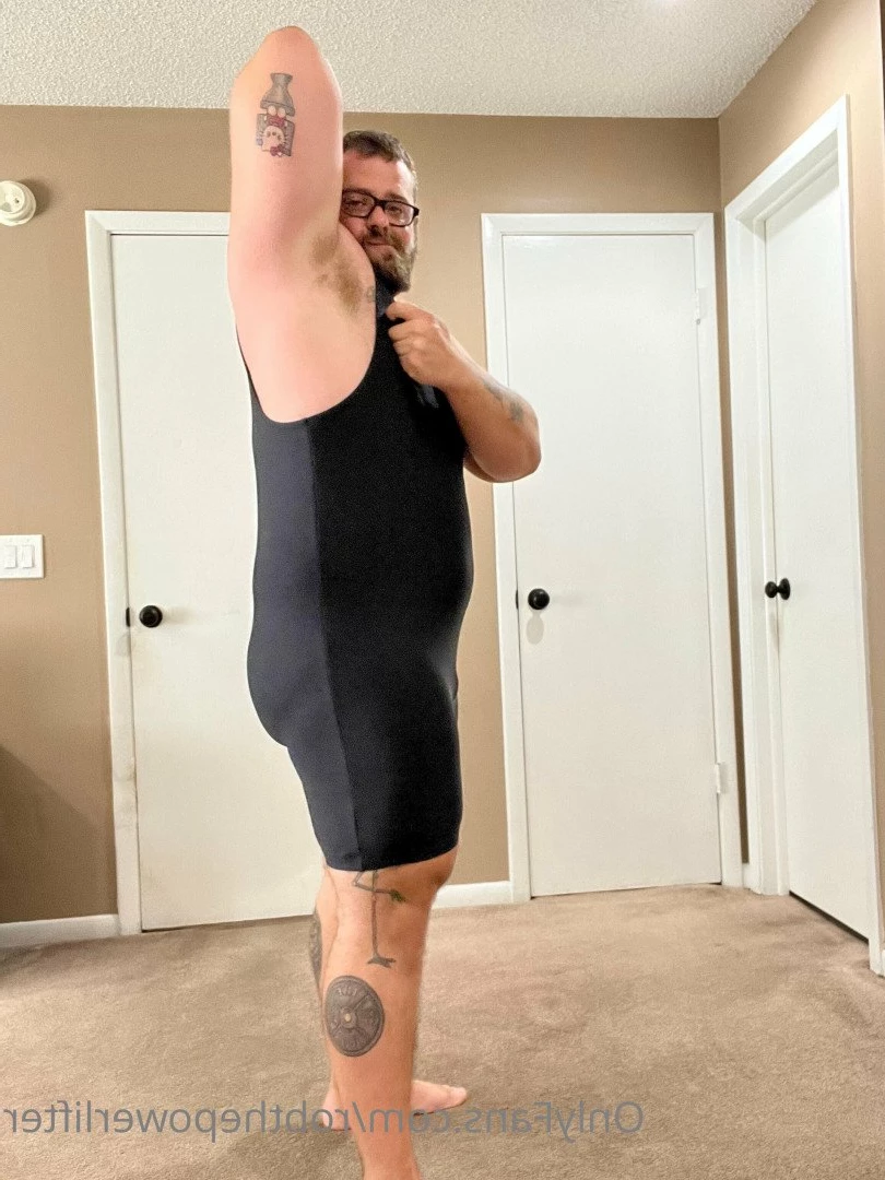 Rob [ robthepowerlifter ] Onlyfans leaked photo 5035835 on Hotleaks.tv