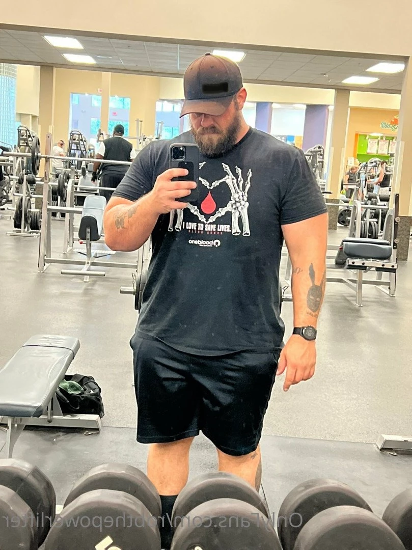 Rob [ robthepowerlifter ] Onlyfans leaked photo 5036645 on Hotleaks.tv