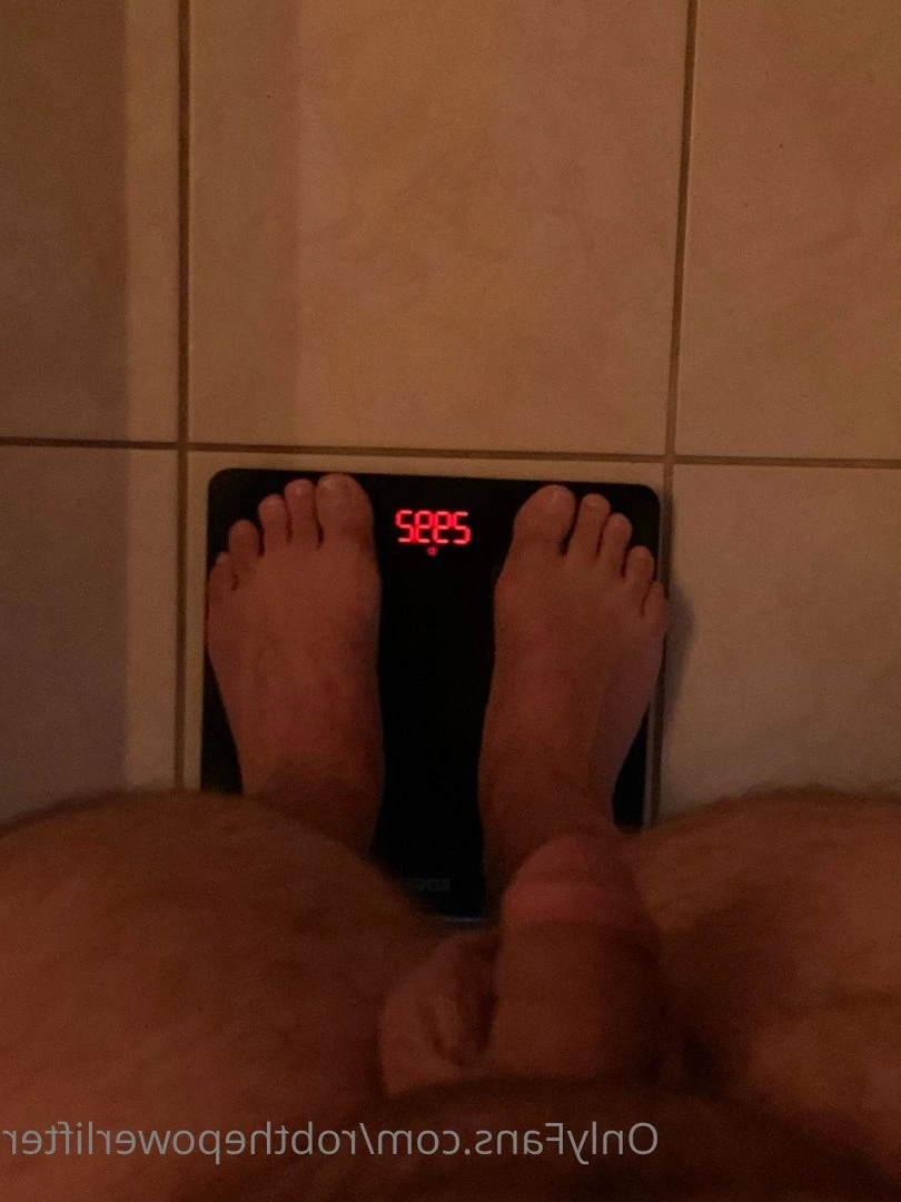 Rob [ robthepowerlifter ] Onlyfans leaked photo 5037126 on Hotleaks.tv