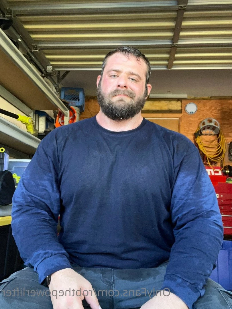 Rob [ robthepowerlifter ] Onlyfans leaked photo 5037554 on Hotleaks.tv