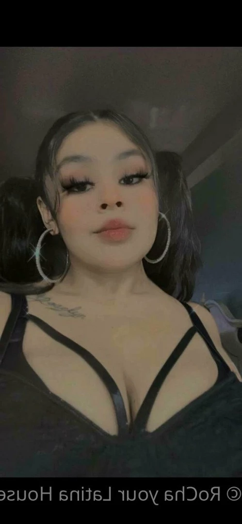 👰🏻‍♀️𝓡𝓸𝓒𝓱𝓪 𝔂𝓸𝓾𝓻 𝓛𝓪𝓽𝓲𝓷𝓪 𝓗𝓸𝓾𝓼𝓮𝔀𝓲𝓯𝓮 🇨🇷 𝓕𝓡𝓔𝓔 [ rochaof ] Onlyfans leaked photo 5288736 on Hotleaks.tv