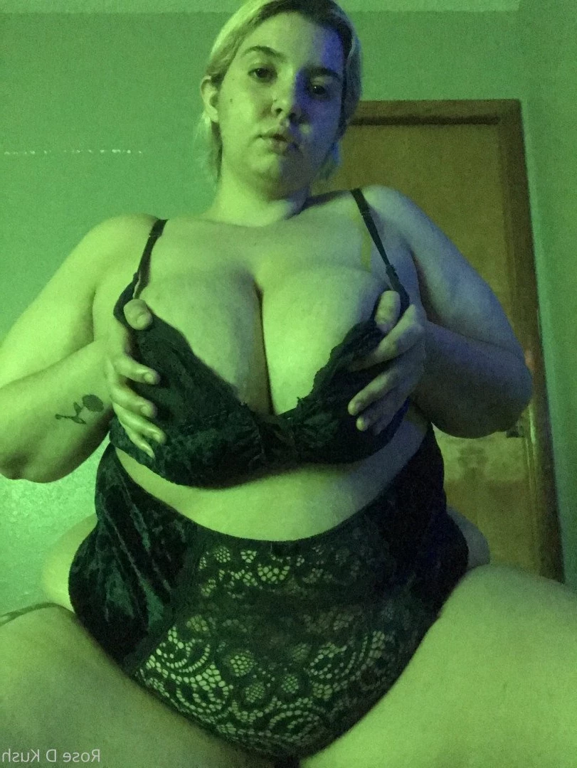 Rose D Kush💋 [ rose_d_kush ] Onlyfans leaked photo 5118175 on Hotleaks.tv