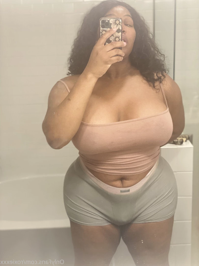 roxiexxx Onlyfans leaked photo 9311466 on Hotleaks.tv