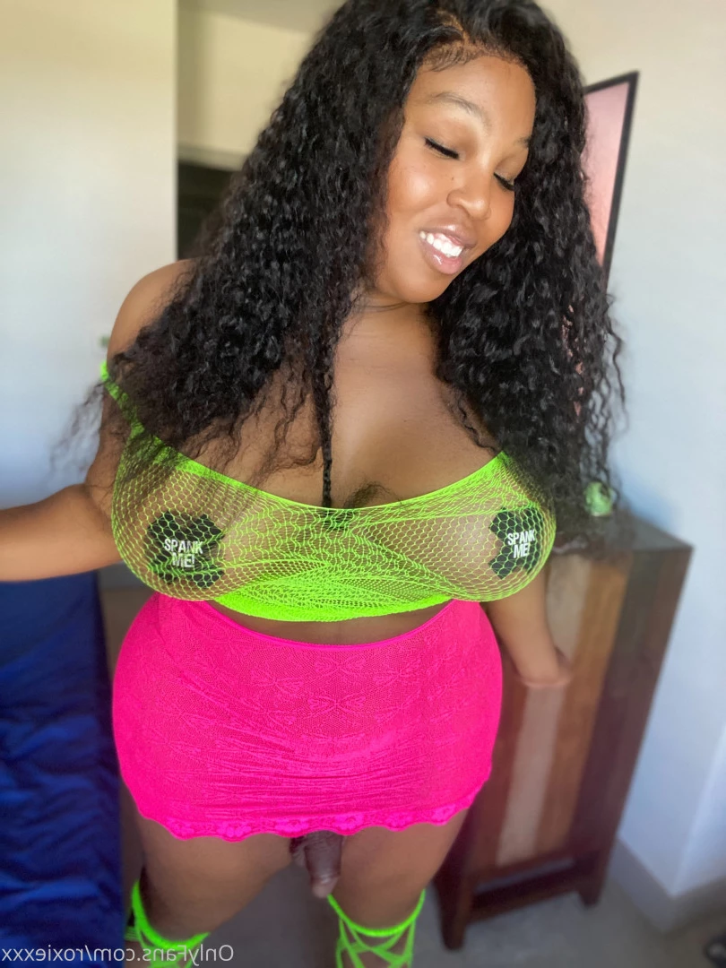 roxiexxx Onlyfans leaked photo 9313536 on Hotleaks.tv