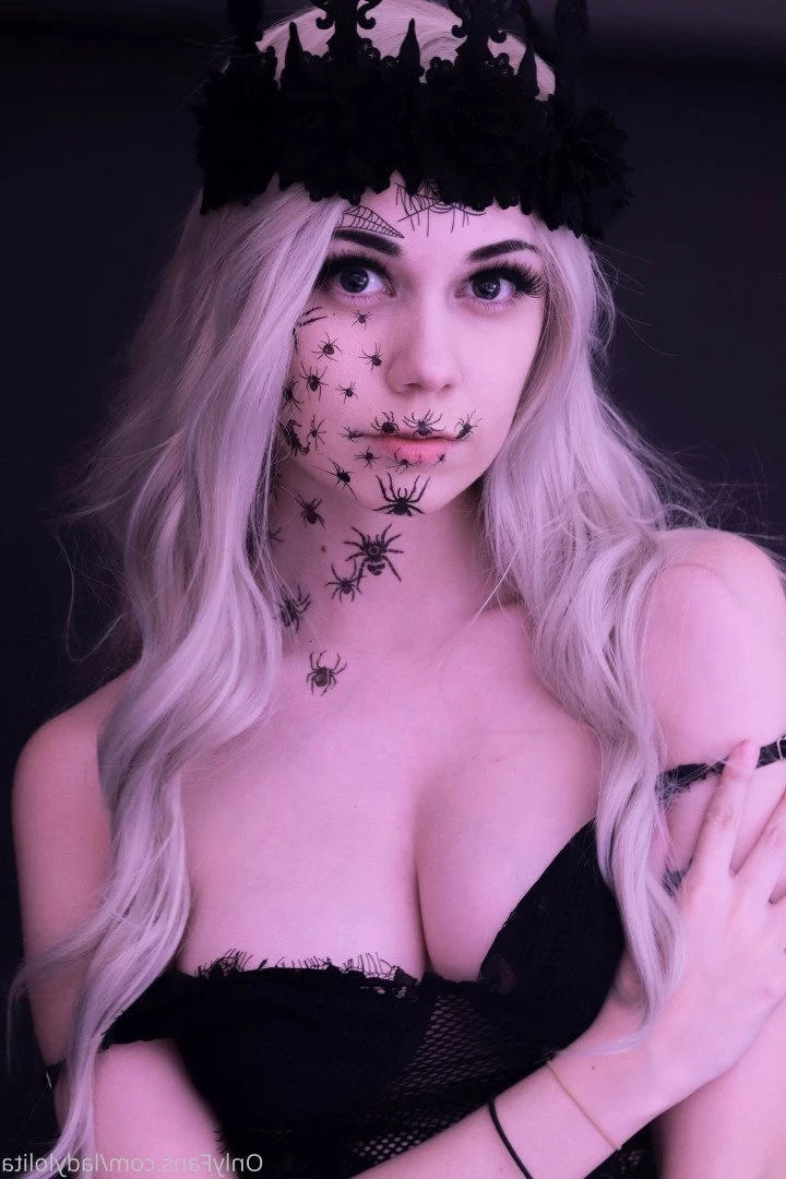 Lady [ runesy ] Onlyfans leaked photo 5027137 on Hotleaks.tv