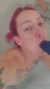 5330289