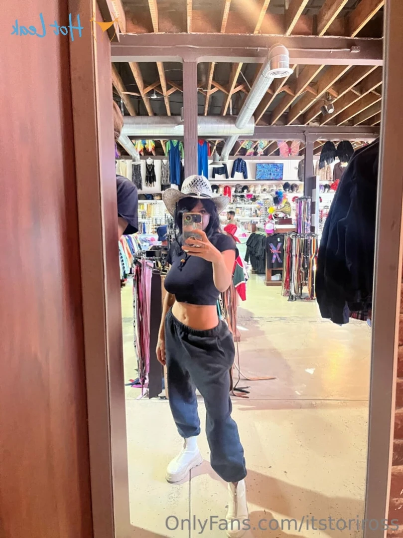 Tori [ itstoriross ] Onlyfans leaked photo 11552781 on Hotleaks.tv