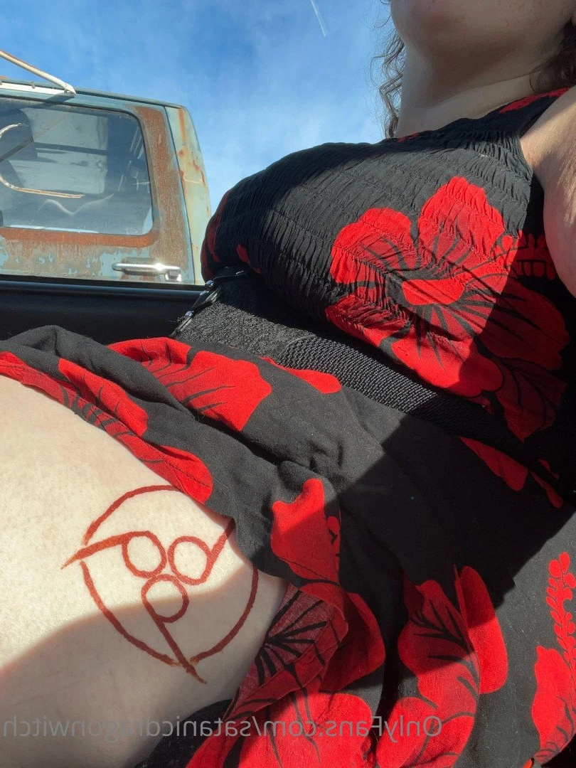 satanicdragonwitch Onlyfans leaked photo 5275083 on Hotleaks.tv