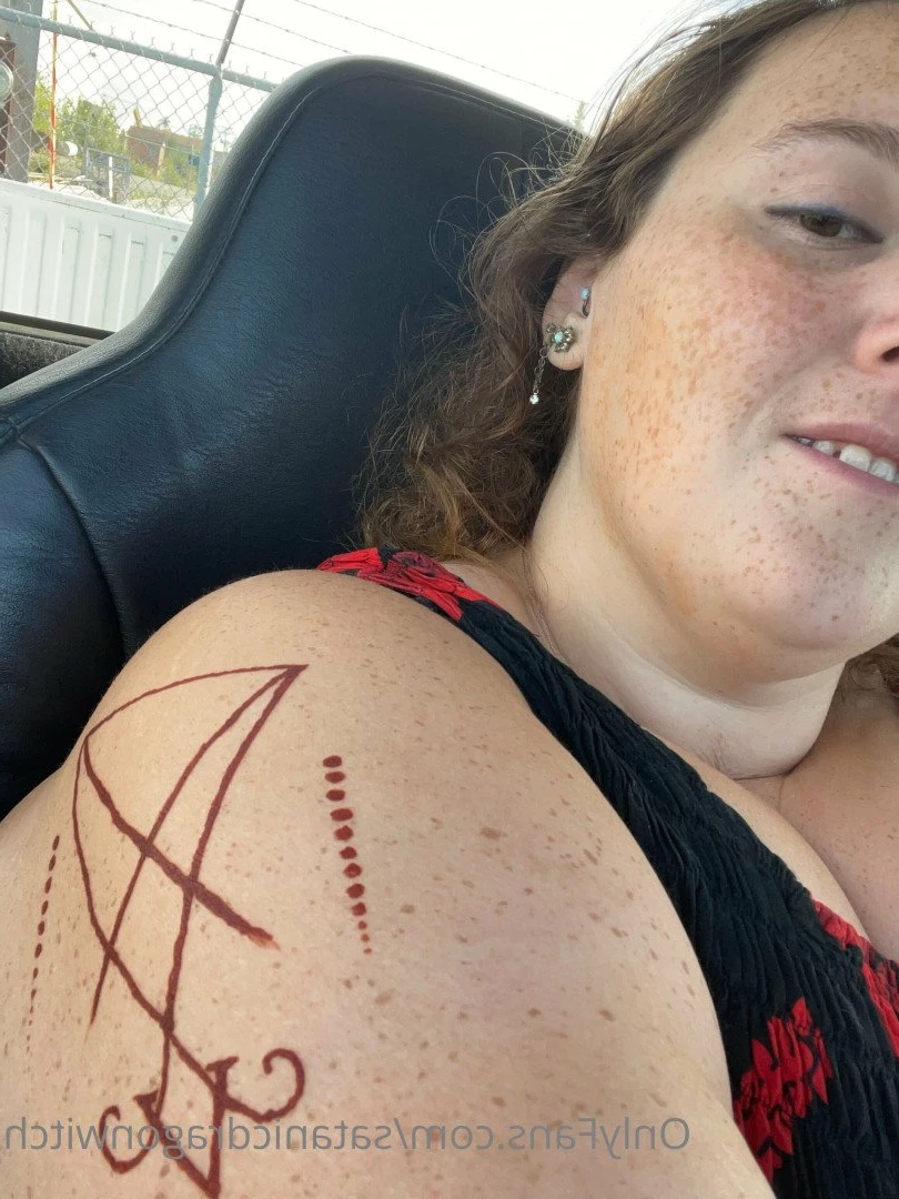satanicdragonwitch Onlyfans leaked photo 5275343 on Hotleaks.tv